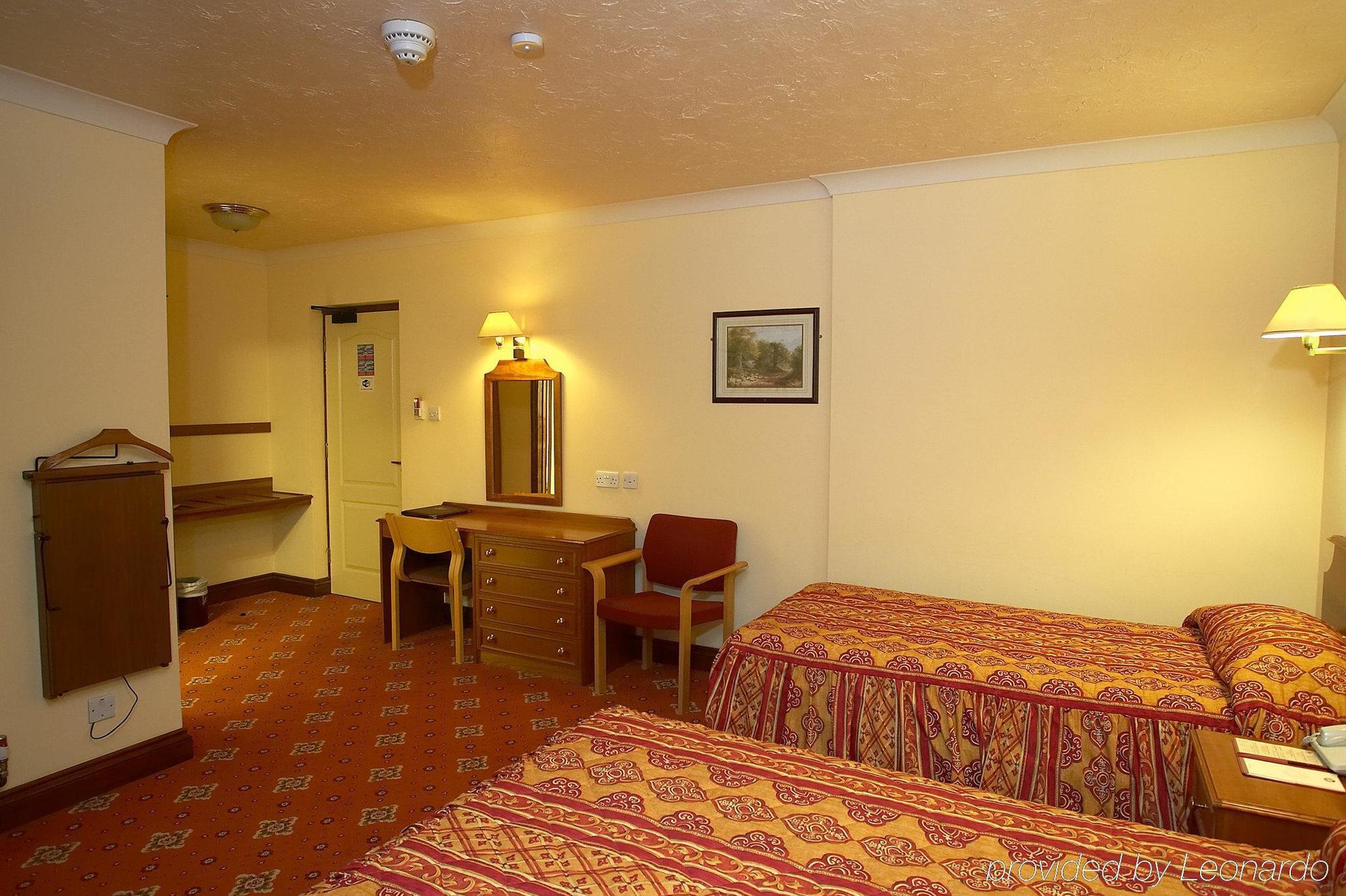 Lakeside Continental Hotel كامبرلي الغرفة الصورة