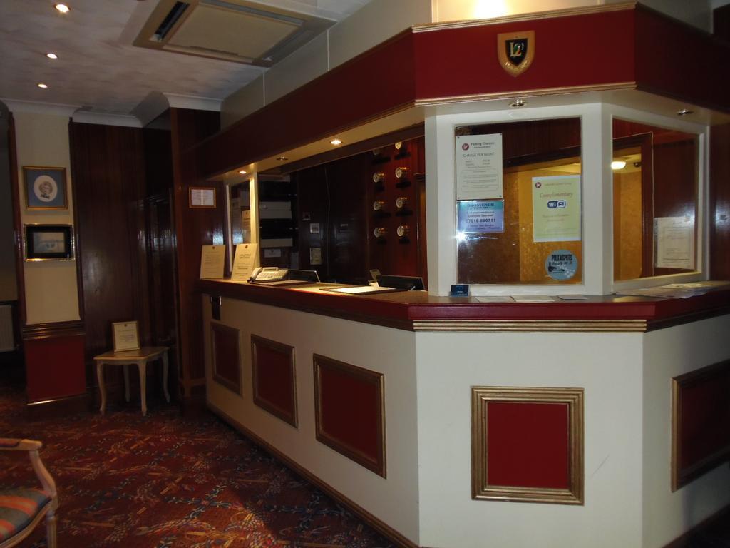 Lakeside Continental Hotel كامبرلي المظهر الخارجي الصورة